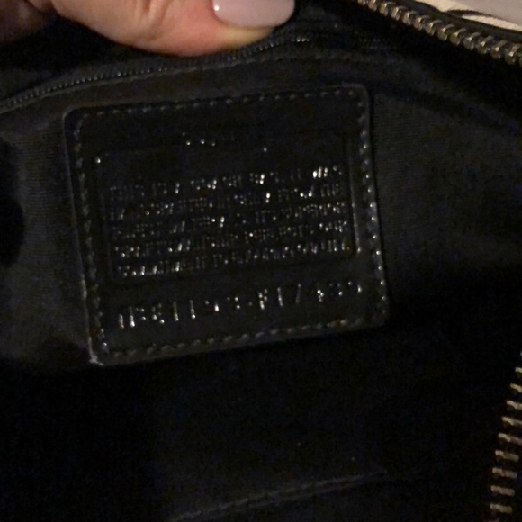Coach Signature Black and Grey Bag - Picture 3 of 4
